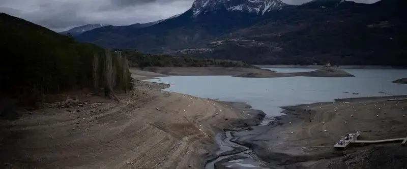 Macron unveils plan to save water amid climate change toll