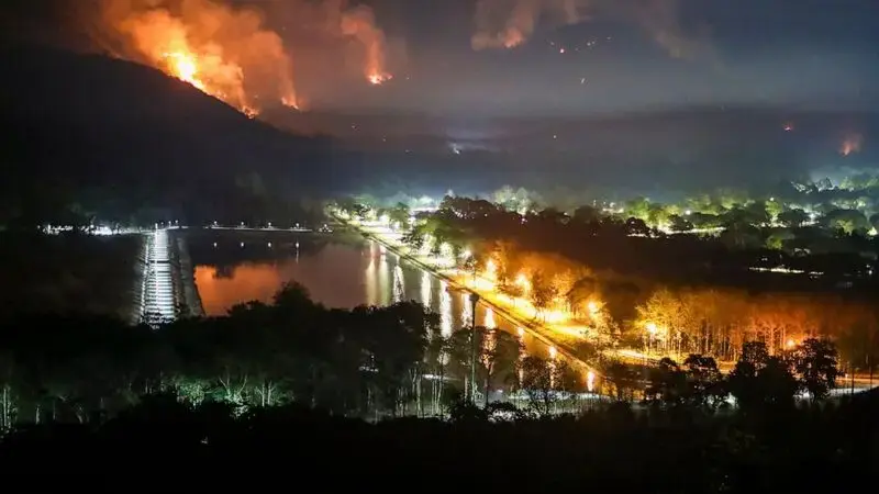 Thailand uses helicopters to fight mountain wildfires