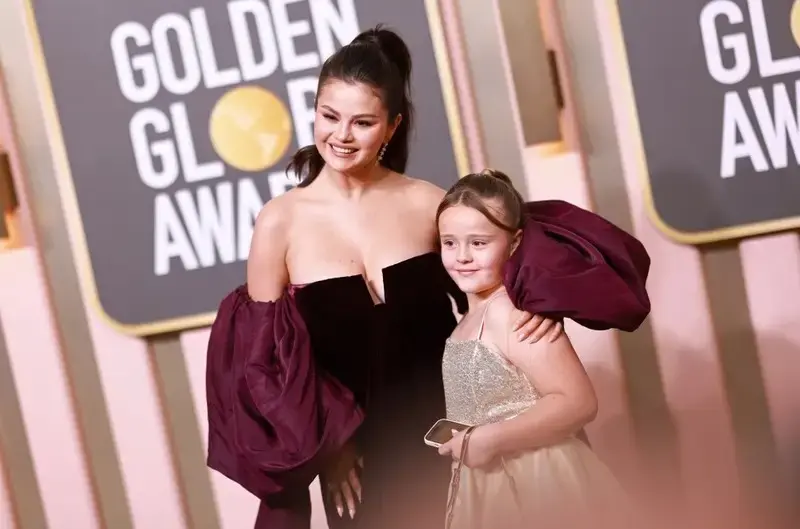 Selena Gomez pays tribute to Taylor Swift’s Eras Tour by dressing in Folklore-style outfits with sister Gracie, nine, as they attend singer’s concert in Texas