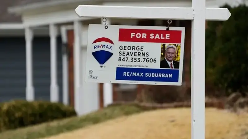 Average 30-year mortgage rate dips as spring season opens