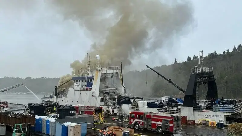 Temporary shelter-in-place issued after fishing vessel carrying freon catches fire in Tacoma, Washington