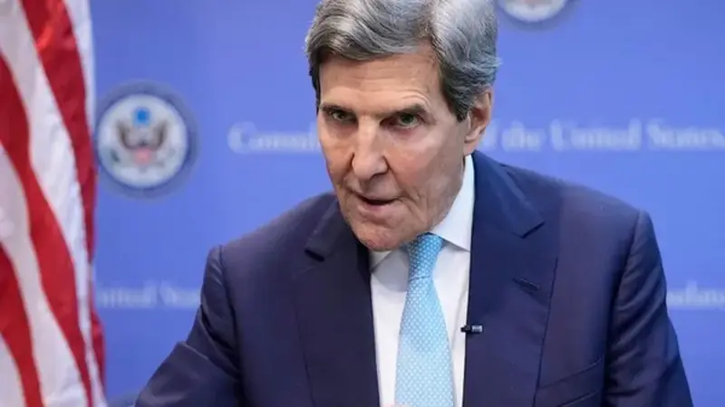 Climate envoy Kerry: No rolling back clean energy transition