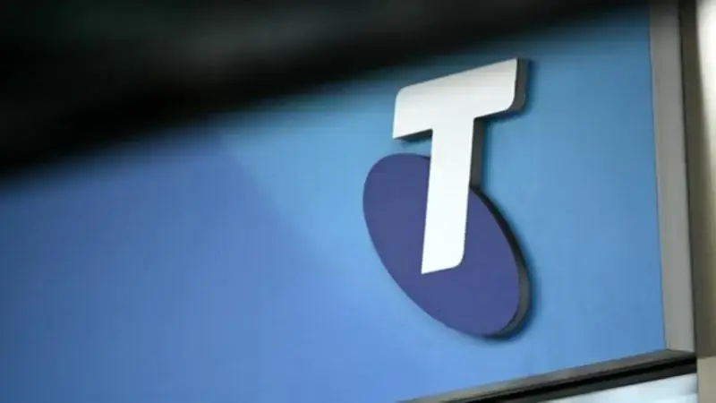 Telstra warned for breaching consumer protection laws