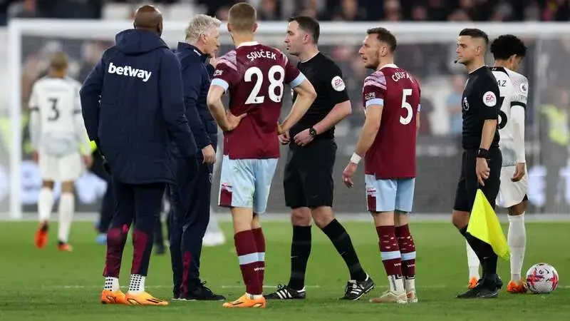 David Moyes slams VAR after West Ham denied penalty in Liverpool 2-1 defeat