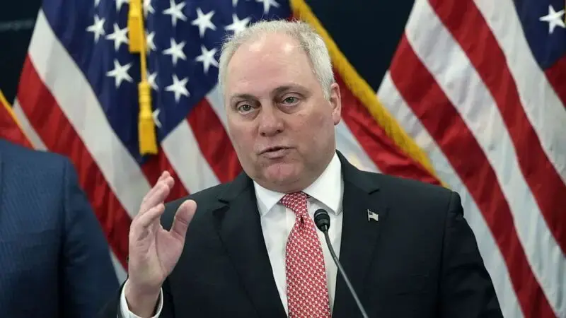 Scalise calls for Biden to 'get off the sidelines' in debt ceiling talks