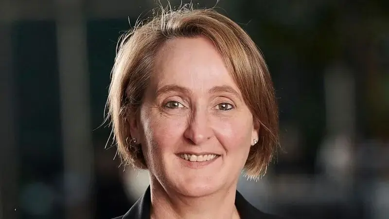 Qantas names chief financial officer Vanessa Hudson next CEO