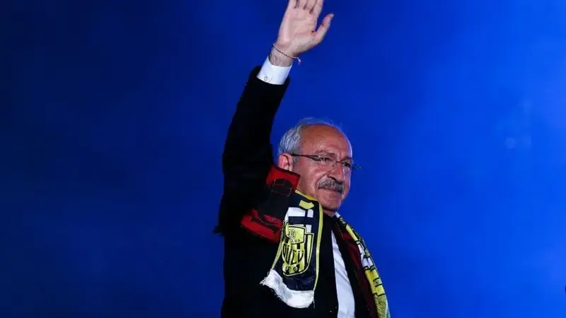 Turkish candidate Kilicdaroglu hardens stance before runoff against Erdogan