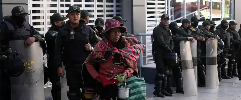 Bolivia: Trustee probing bankrupt bank died by suicide, no foul play found in fall from building