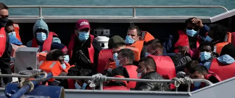 Lawmakers say UK's planned law to deport Channel migrants breaches rights obligations