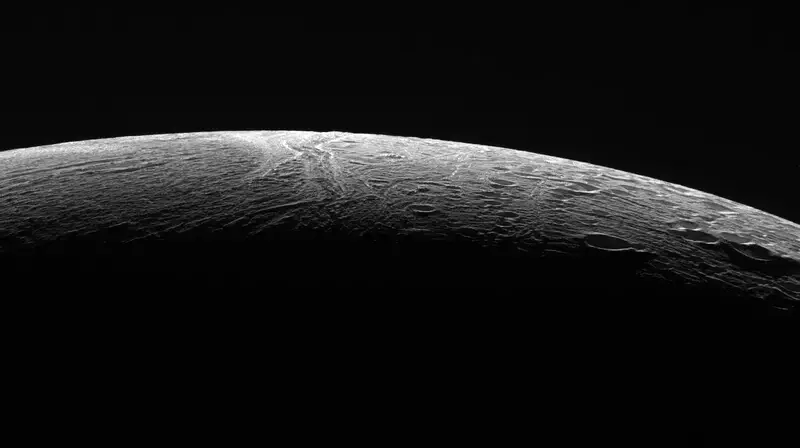 Pak scholar discovers life-sustaining element on Saturn’s moon