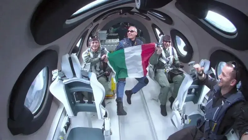 Italian researchers reach the edge of space, flying aboard Virgin Galactic's rocket-powered plane