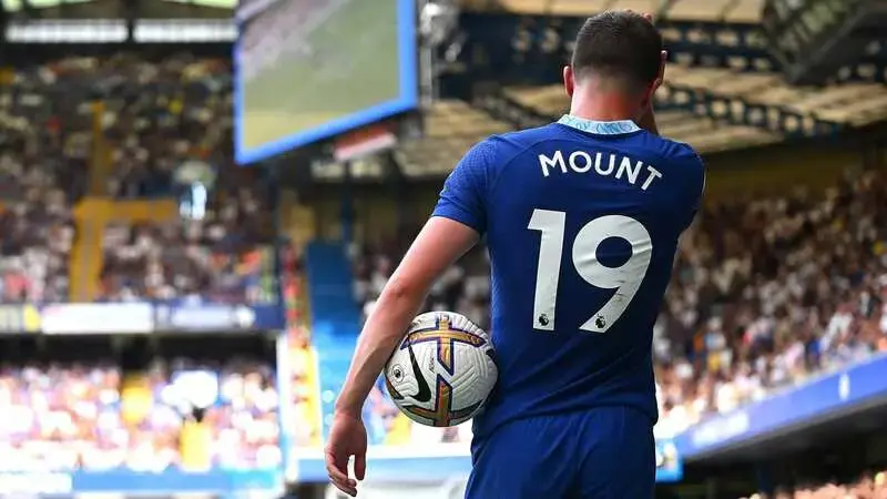 Mason Mount potential shirt numbers at Man Utd
