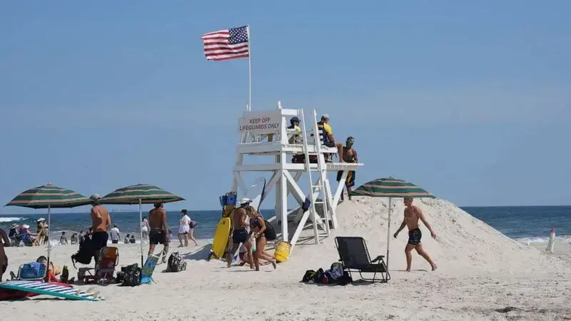 2 more swimmers report shark bites off Long Island's South Shore