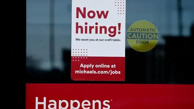 US jobless claims fall again as labor market continues to flash strength