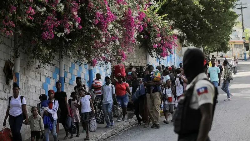 Rare glimpse inside neighborhood at the center of Haiti's gang war