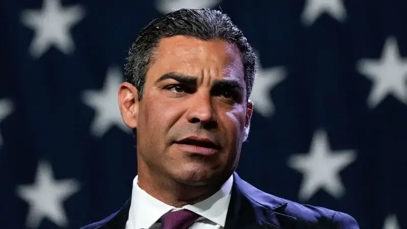 Miami Mayor Francis Suarez suspends 2024 Republican primary campaign