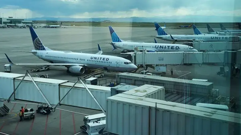 United Airlines resumes flights following nationwide ground stop