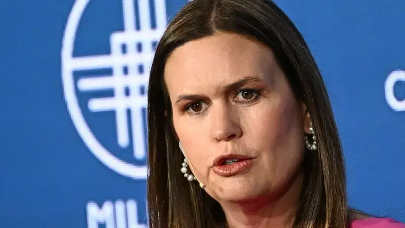 Sarah Sanders seeks to limit public records law amid suit related to her travel