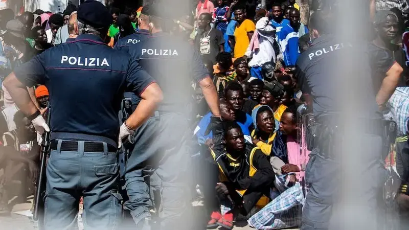 Tensions rise on Italy's Lampedusa island amid migrant influx, posing headache for Meloni’s government