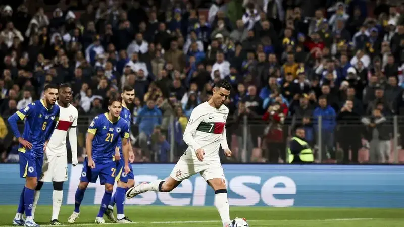 Did a pitch invader try to attack Portugal superstar Cristiano Ronaldo in Bosnia and Herzegovina?