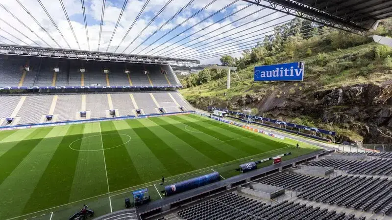 Braga vs Real Madrid in the Champions League: why does the stadium only have two stands?