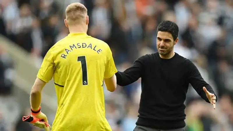 Arsene Wenger sends warning to Mikel Arteta over Aaron Ramsdale treatment