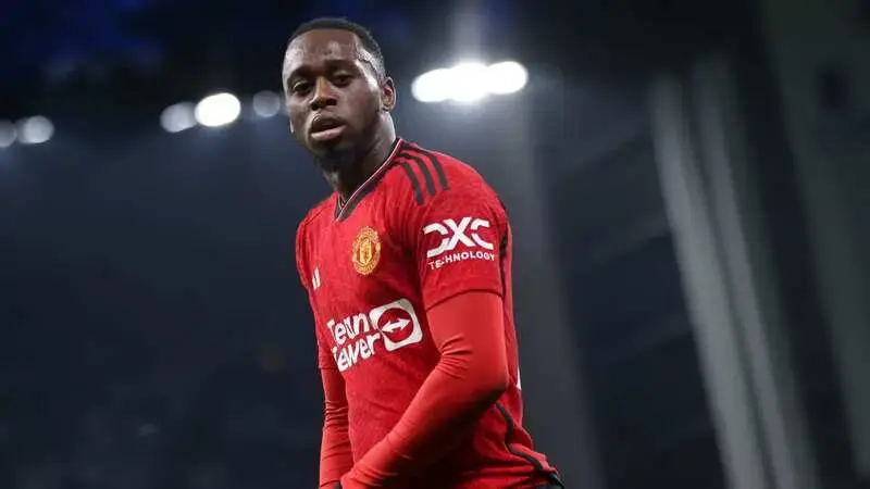 Aaron Wan-Bissaka excited for reunion with former teammate against Galatasaray
