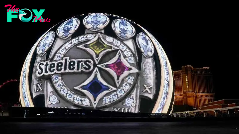 How many franchise members and employees usually get a championship ring?