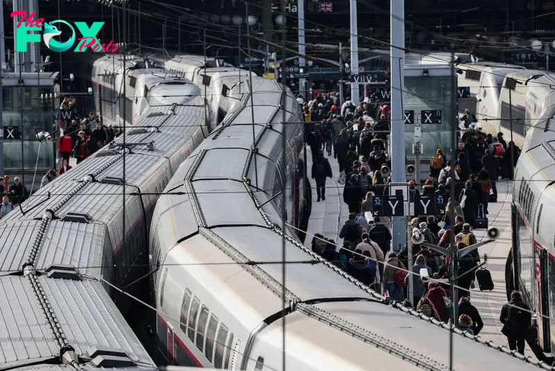 Bag Stolen on Train in Paris Did Not Contain Sensitive Olympics Security Info: Authorities