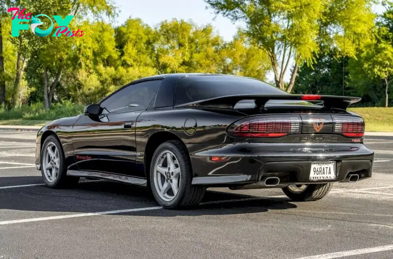 DQ Gearing Up for Tomorrow: Exploring the 1996 Pontiac Firebird Trans Am