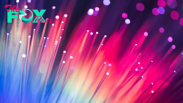 Fiber-optic data transfer speeds hit a rapid 301 Tbps — 1.2 million times faster than your home broadband connection