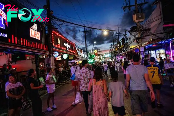 Thailand’s Tourist Towns Deal With Their Own Russian Invasion