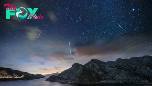 Lyrid meteor shower 2024: How to watch stunning shooting stars and 'fireballs' during the event's peak this week