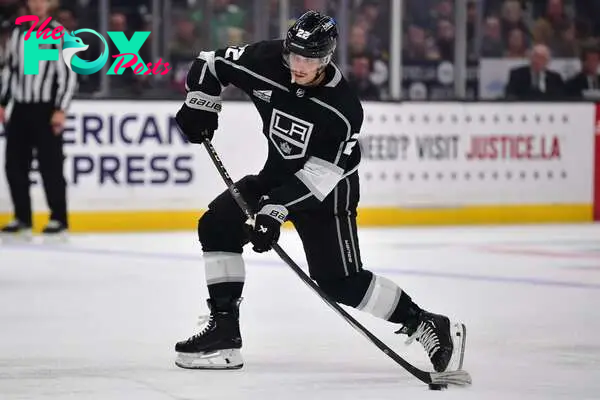 Blackhawks vs Kings Picks, Predictions & Odds – 4-18-2024