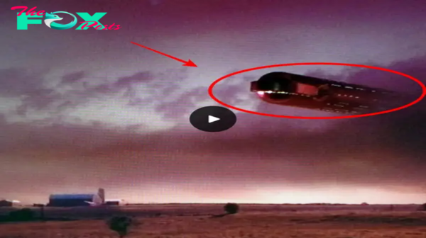 Experts Stunned by Worldwide Sightings of Shape-Shifting UFOs