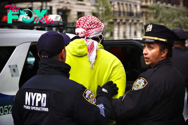 Police Arrest More Than 100 Pro-Palestinian Protesters at Columbia University