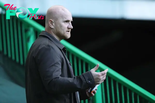 John Hartson can’t believe ‘bizarre’ Celtic snub for upcoming PFA award ceremony