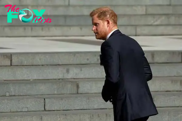 Prince Harry phone-hacking lawsuit: Four UK editors named