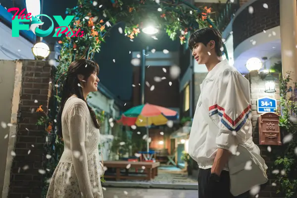 How Lovely Runner Nailed Its Finale to Become the Year’s Best K-Drama (So Far)