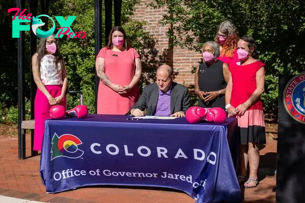 Colorado middle and high schools must provide free period products to students by 2028
