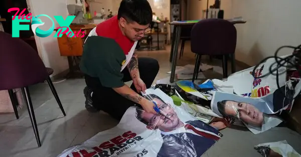 Mexican designer upcycles election ads into trendy tote bags