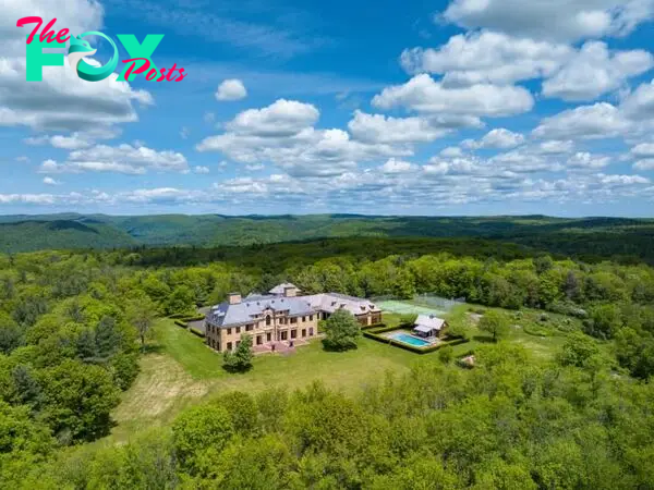 B83.Tennis legend Ivan Lendl has sold his sprawling 445-acre estate in Connecticut for $12 million.