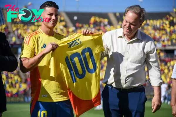 James: “No cualquiera juega 100 partidos para su país”