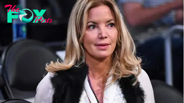 Is Los Angeles Lakers owner Jeanie Buss happy with JJ Redick as the new head coach?