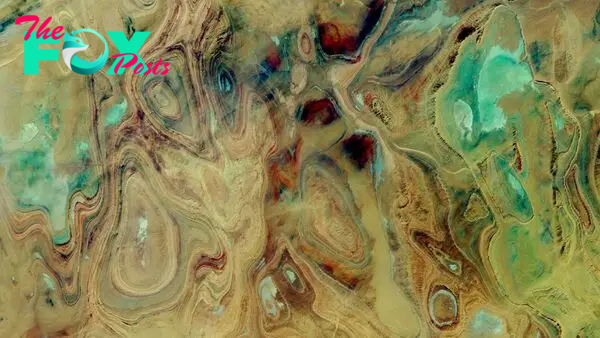 Earth from space: Near-lifeless 'Land of Terror' looks like an alien landscape in the Sahara