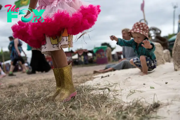 Watch: Little Girl Announces on Live TV at Glastonbury Festival That She Has a Boyfriend