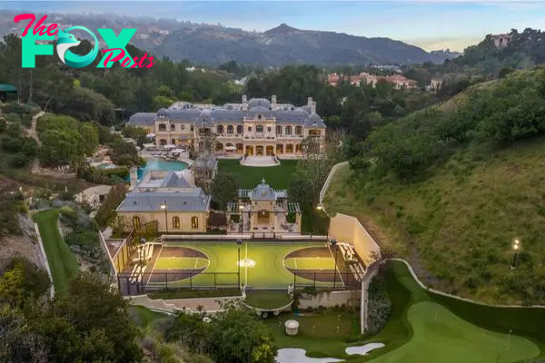 B83. The star sold a lavish mansion in Beverly Hills for $55 million – $30 million less than the original price after leaving the crime-filled City of Angels for the tax-free City of Sin.