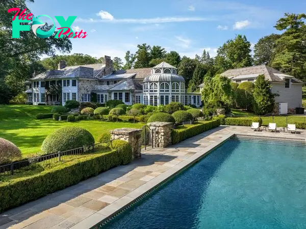 B83.Mary Tyler Moore’s Connecticut Home Still Available on the Market for $18.9 Million