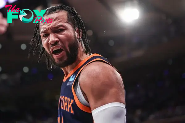 Why did Jalen Brunson accepted contract reduction with the New York Knicks?