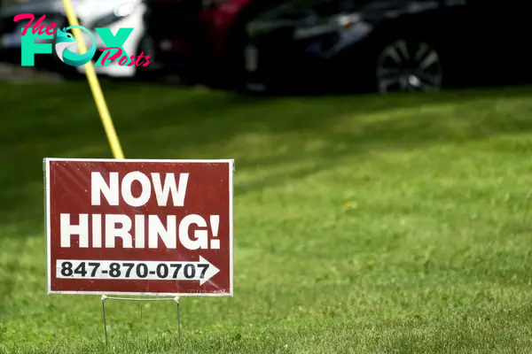 More Americans Apply for Jobless Benefits as Layoffs Settle at Higher Levels in Recent Weeks